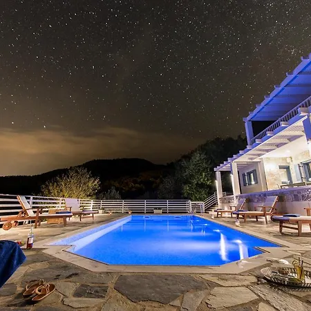 Idealia Panormos (Skopelos)