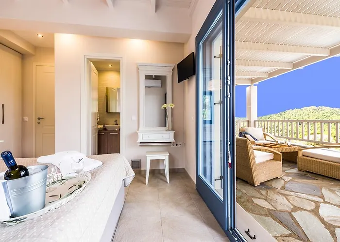 Idealia Panormos (Skopelos)